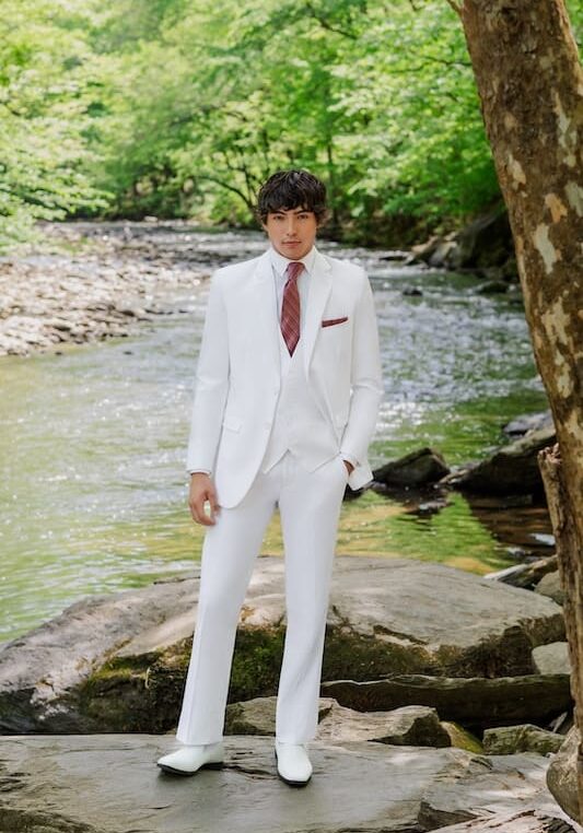 2026_Metro_Suit_Diamond White_9670_WEB
